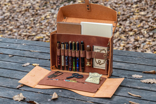 Galen Leather Writers Medic Bag