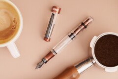 TWSBI Diamond Kolbenfuellhalter